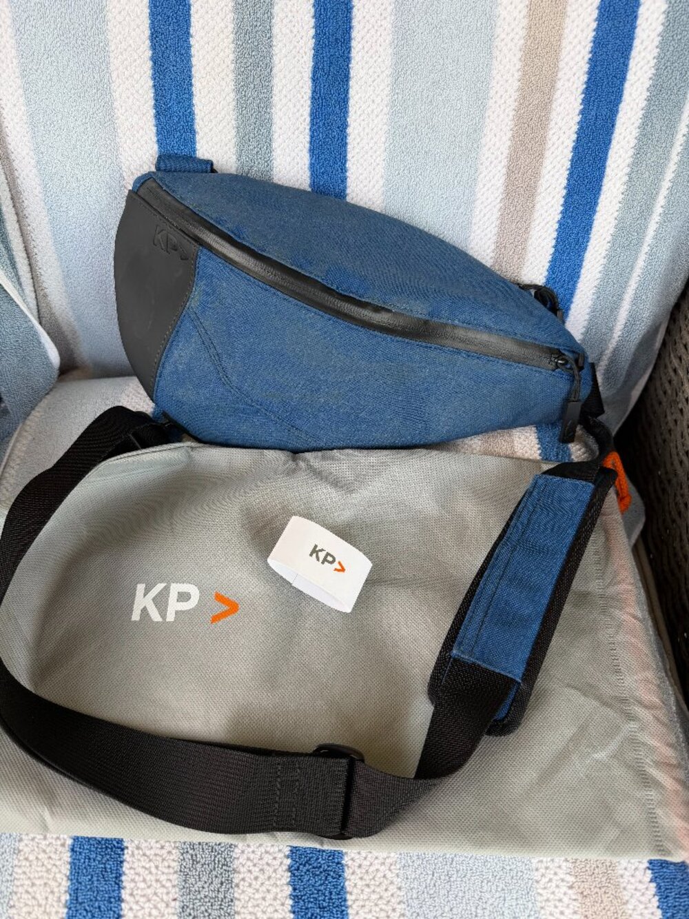 KP Keep Pursuing Sling Bag/Crossbody...very nice & hard to find
